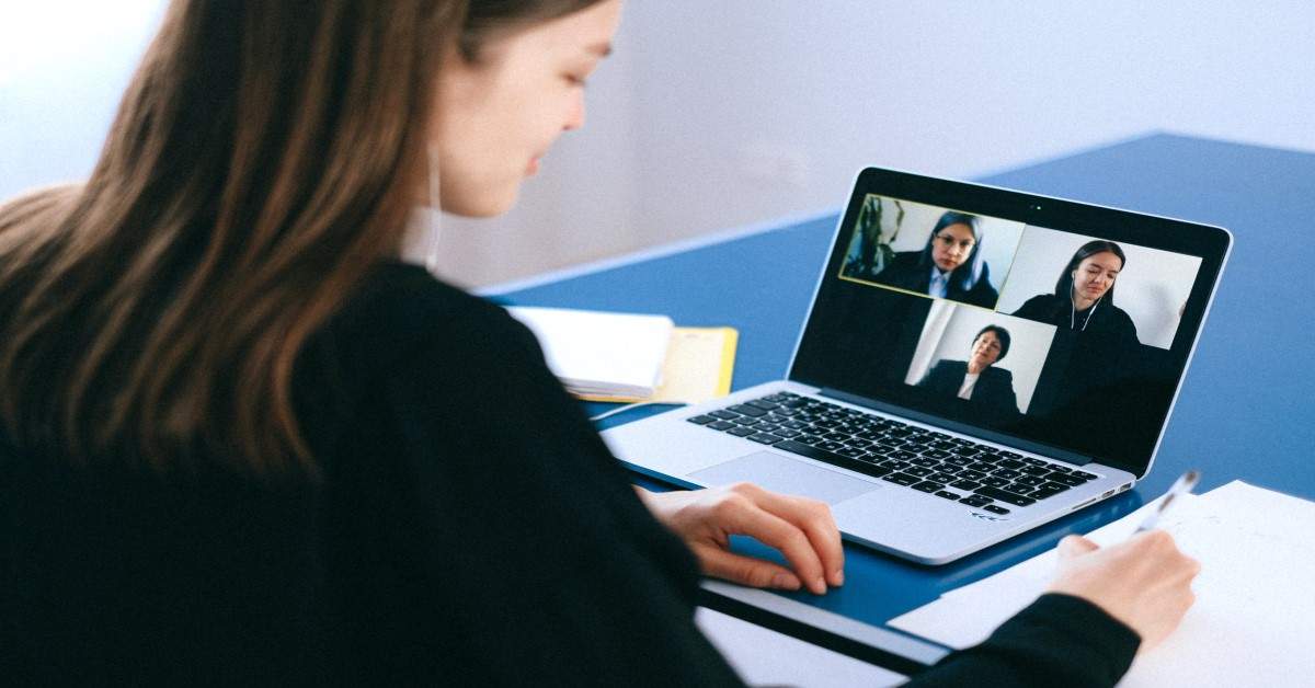 6 Tips To Look More Professional In Virtual Settings