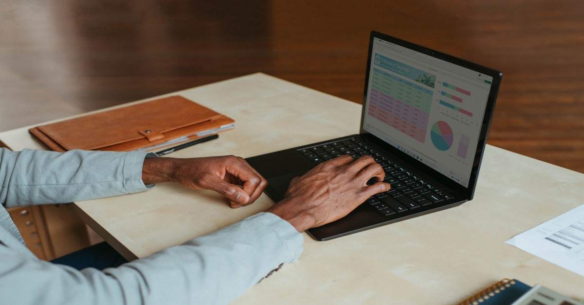 Should You Be A Freelance Lawyer